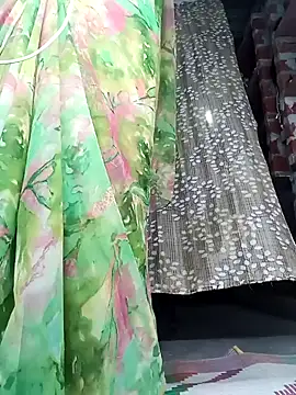 Rajni chauhan online show from 04/23/26, 05:26