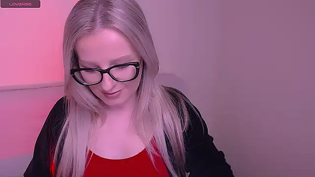 AllaLeomz online show from 11/15/25, 08:00