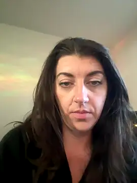 Snapshot of Bambieyez4 chatting on 10/16/25, 12:33 Bambieyez4 online show from 10/16/25, 12:33