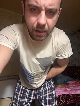 AndyLynn online show from 11/12/25, 03:51