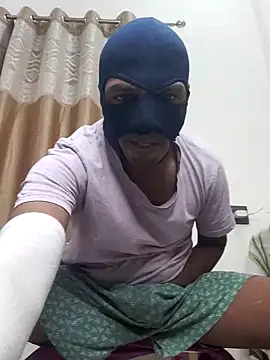 Snapshot of Mysterious_Prince chatting on 11/19/25, 05:35 Mysterious Prince online show from 11/19/25, 05:35