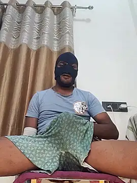 Snapshot of Mysterious_Prince chatting on 11/25/25, 05:35 Mysterious Prince online show from 11/25/25, 05:35