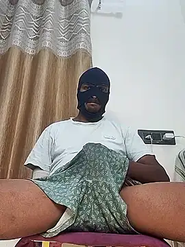 Snapshot of Mysterious_Prince chatting on 11/28/25, 05:48 Mysterious Prince online show from 11/28/25, 05:48