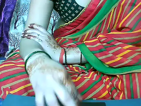 Snapshot of diksha--s chatting on 11/29/25, 05:05 diksha--s online show from 11/29/25, 05:05