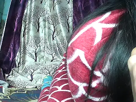 Snapshot of diksha--s chatting on 12/04/25, 10:18 diksha--s online show from 12/04/25, 10:18