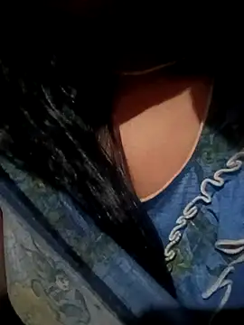 Snapshot of diksha--s chatting on 05/24/26, 04:28 diksha--s online show from 05/24/26, 04:28