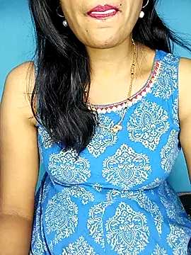 Snapshot of Deepa_telugu chatting on 02/15/26, 06:04 Deepa telugu online show from 02/15/26, 06:04