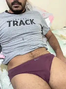 Snapshot of Handsome8677 chatting on 10/27/25, 07:12 Handsome8677 online show from 10/27/25, 07:12