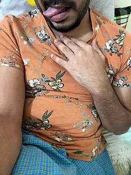 Snapshot of Handsome8677 chatting on 11/02/25, 11:07 Handsome8677 online show from 11/02/25, 11:07