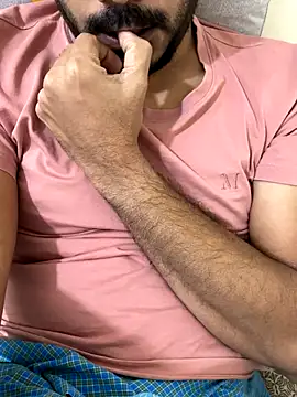 Snapshot of Handsome8677 chatting on 11/12/25, 09:03 Handsome8677 online show from 11/12/25, 09:03