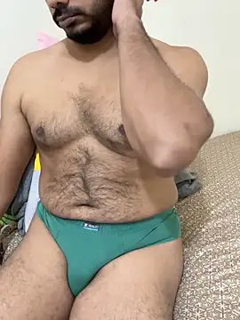 Snapshot of Handsome8677 chatting on 11/19/25, 10:15 Handsome8677 online show from 11/19/25, 10:15