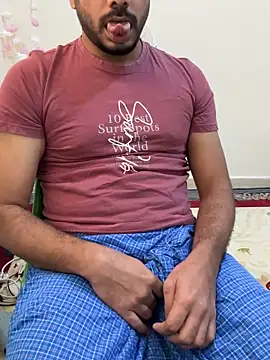 Handsome8677 online show from 04/05/26, 08:55