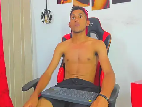 sexy latin cum online show from 10/17/25, 02:15