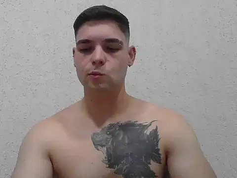 Zure-xxx online show from 03/04/26, 12:49