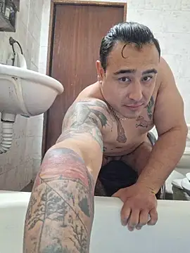 Snapshot of Rueditasss chatting on 06/27/26, 12:55 Rueditasss online show from 06/27/26, 12:55
