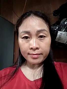 Snapshot of Spring-mky chatting on 10/24/25, 07:27 Spring-mky online show from 10/24/25, 07:27