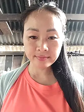 Snapshot of Spring-mky chatting on 11/12/25, 04:46 Spring-mky online show from 11/12/25, 04:46