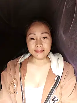 Snapshot of Spring-mky chatting on 11/23/25, 05:13 Spring-mky online show from 11/23/25, 05:13