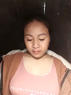 Snapshot of Spring-mky chatting on 11/26/25, 05:08 Spring-mky online show from 11/26/25, 05:08