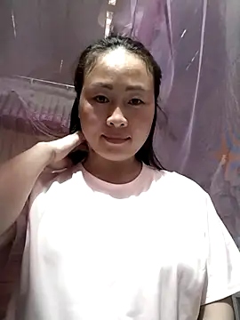 Snapshot of Spring-mky chatting on 12/15/25, 07:23 Spring-mky online show from 12/15/25, 07:23