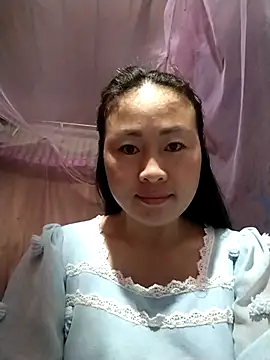 Snapshot of Spring-mky chatting on 12/15/25, 11:09 Spring-mky online show from 12/15/25, 11:09