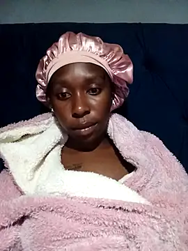 sexysmalldaily04 online show from 11/26/25, 05:47