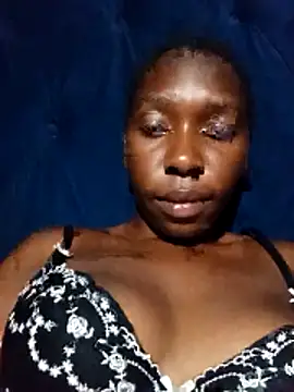 sexysmalldaily04 online show from 11/30/25, 06:56