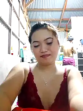 XxxHotCouples4u online show from 11/12/25, 03:23