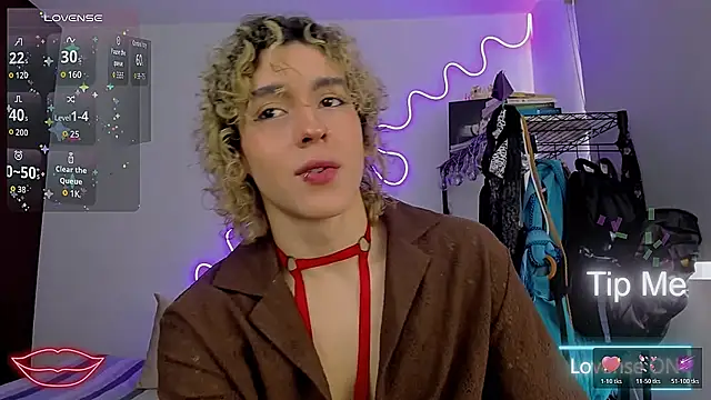 Snapshot of Lyric_Mirage chatting on 11/19/25, 08:42 Lyric Mirage online show from 11/19/25, 08:42