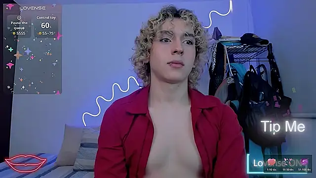 Snapshot of Lyric_Mirage chatting on 11/27/25, 02:24 Lyric Mirage online show from 11/27/25, 02:24