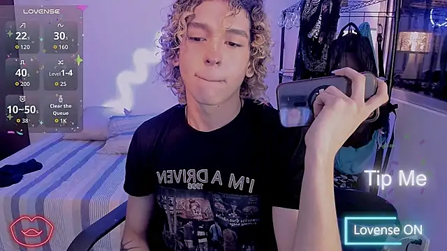 Lyric Mirage online show from 02/24/26, 04:21