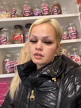 CherryXOX- online show from 11/20/25, 10:59