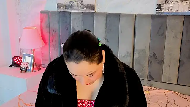 Elizabeth bennett 6 online show from 01/07/26, 12:07