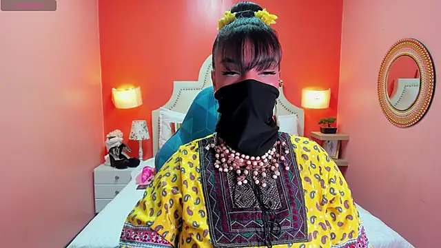 Iniya Parul online show from 10/31/25, 01:34