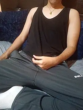 esmermoon online show from 02/02/26, 12:42