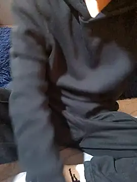 esmermoon online show from 02/13/26, 11:01