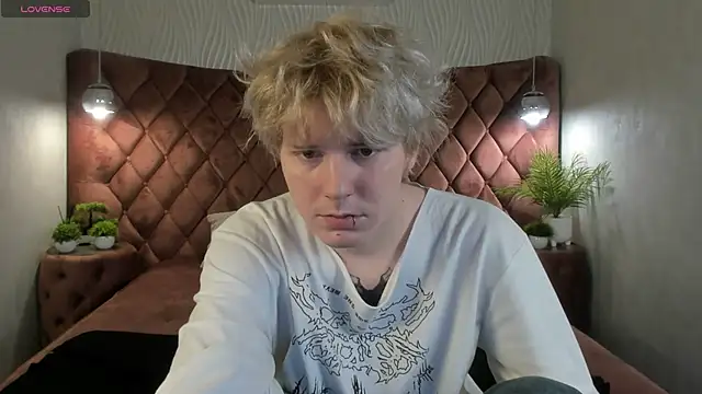 KevinMilky online show from 11/20/25, 02:39