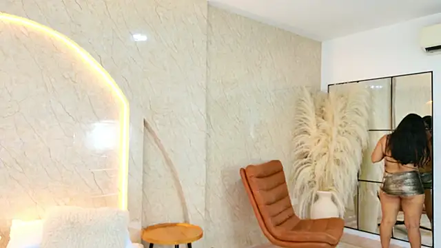 Antonella Russo1 online show from 04/06/26, 01:01