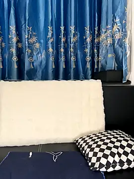 Snapshot of littlesluttycat chatting on 11/22/25, 03:44 littlesluttycat online show from 11/22/25, 03:44