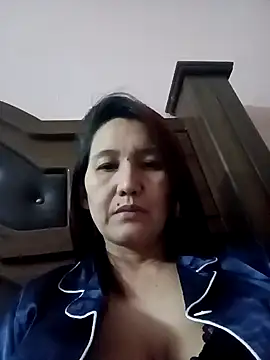 Bigtitsass81 online show from 10/22/25, 01:00