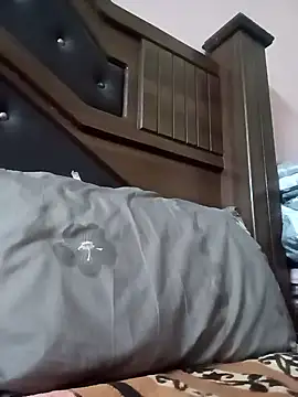 Bigtitsass81 online show from 11/17/25, 08:47