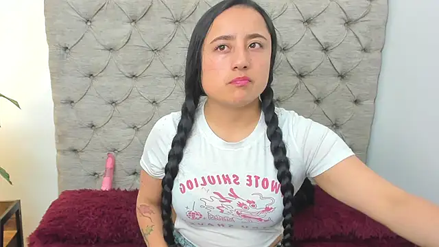 Samanta Fischer online show from 11/14/25, 11:31