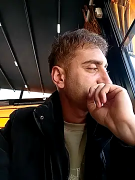 ahmetblk95 online show from 11/29/25, 09:56