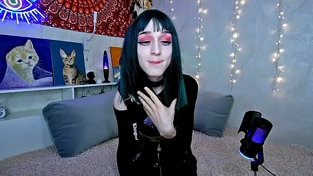 Snapshot of whoalexxa chatting on 11/29/25, 12:19 whoalexxa online show from 11/29/25, 12:19