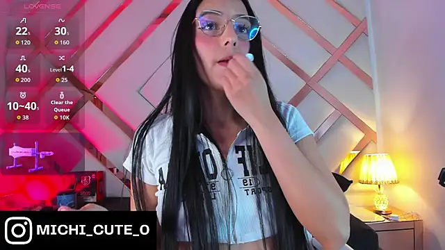 michelle cutee  online show from 02/18/26, 08:16