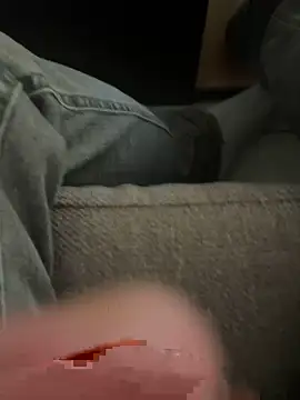 Snapshot of feetdetente chatting on 10/16/25, 12:50 feetdetente online show from 10/16/25, 12:50