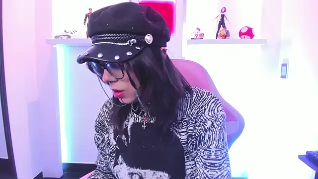 Lullaby Charade online show from 11/11/25, 11:43