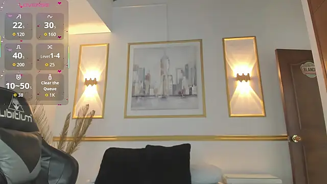 Snapshot of karlyy_ chatting on 12/02/25, 07:09 karlyy online show from 12/02/25, 07:09