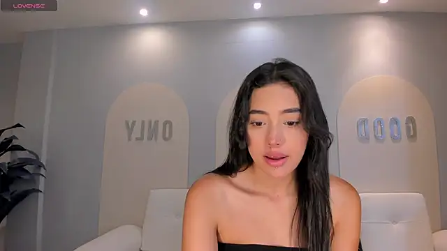 ScarlettBlaze  online show from 03/31/26, 12:05