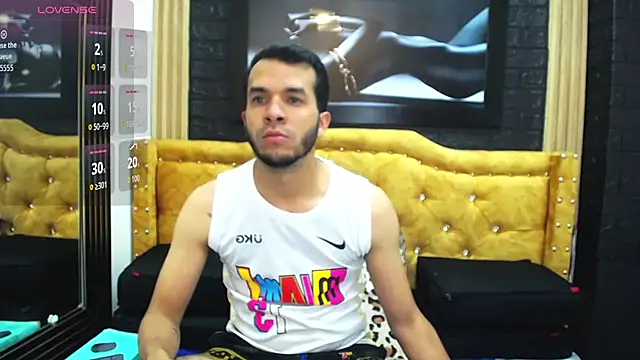 Snapshot of pether_hairy chatting on 10/24/25, 04:09 pether hairy online show from 10/24/25, 04:09